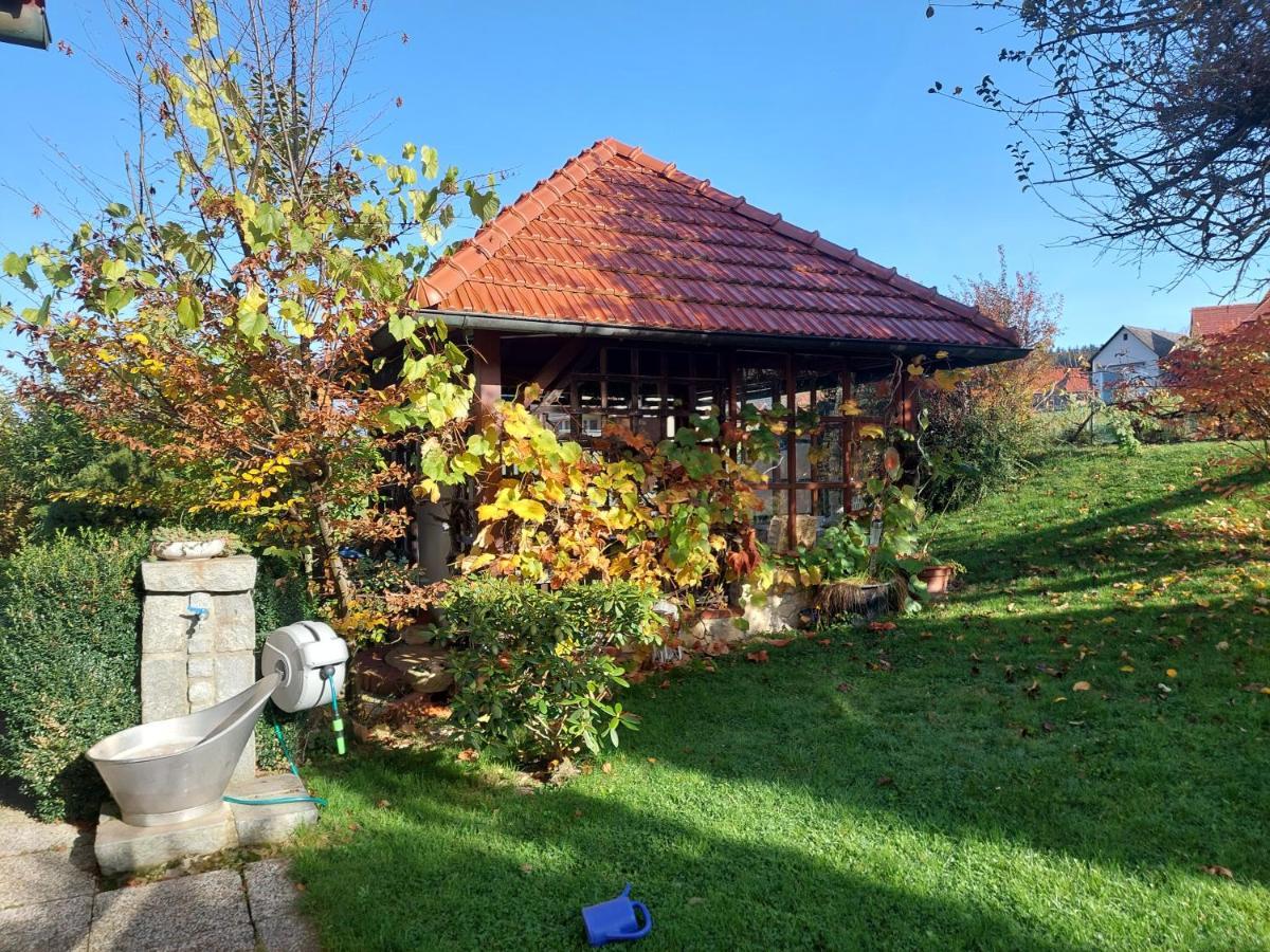 Anna'S Home - Ferienwohnungen Ratsch an der Weinstraße Екстериор снимка